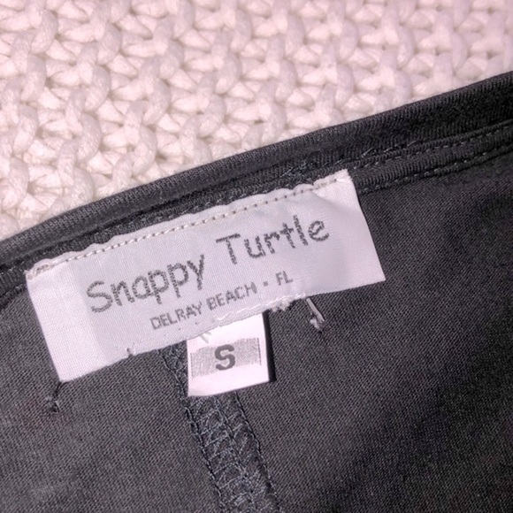 Snappy turtle small black boho bell sleeves top - Picture 4 of 7